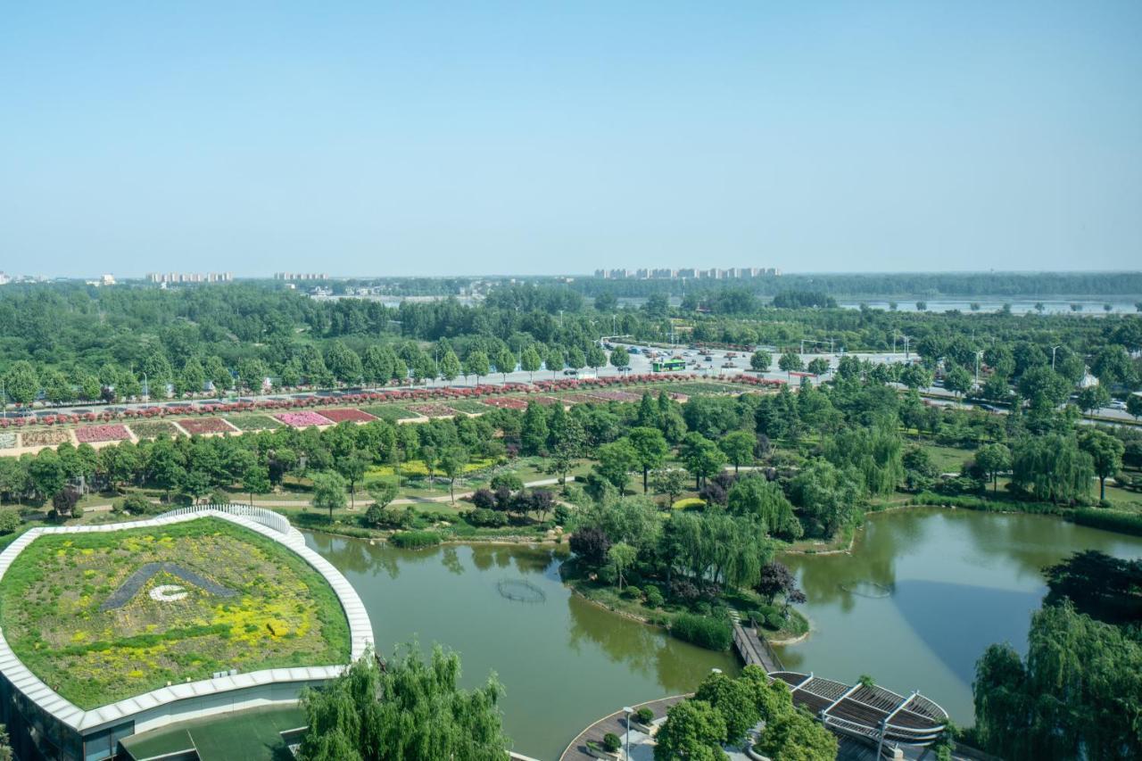 Holiday Inn Nanyang By Ihg Экстерьер фото