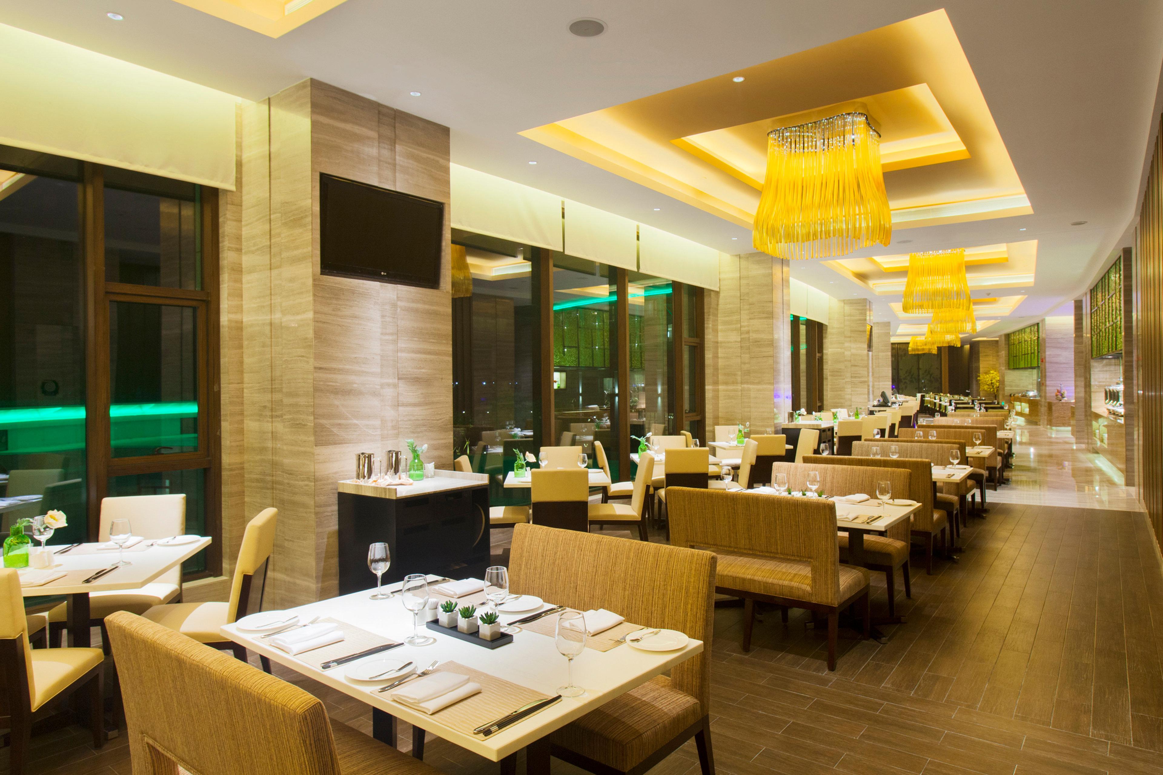 Holiday Inn Nanyang By Ihg Экстерьер фото